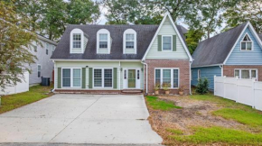 Spacious Beach Home Walk to Shore Drive